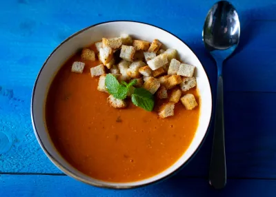 Supa crema de linte cu lamaie si menta